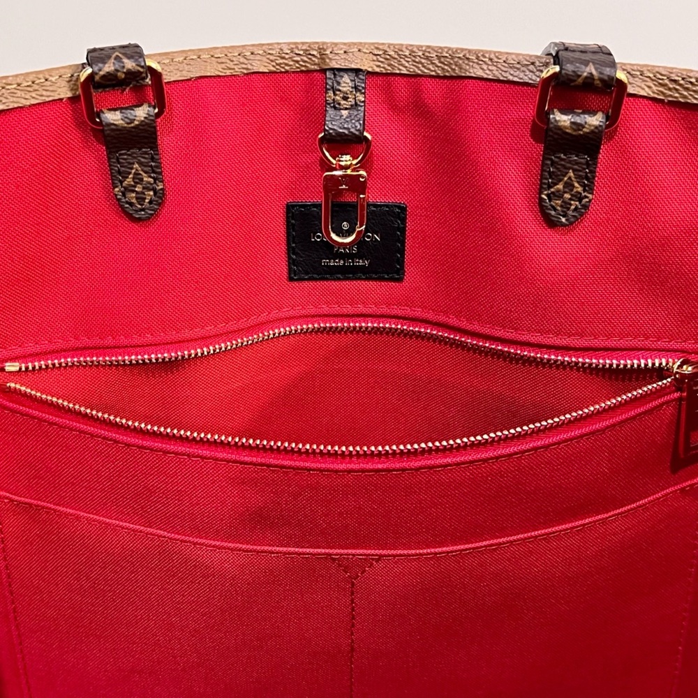 LV Limited Edition Louis Vuitton Giant Monogram Reverse Canvas OnTheGo GM Tote - Picture 12 of 16
